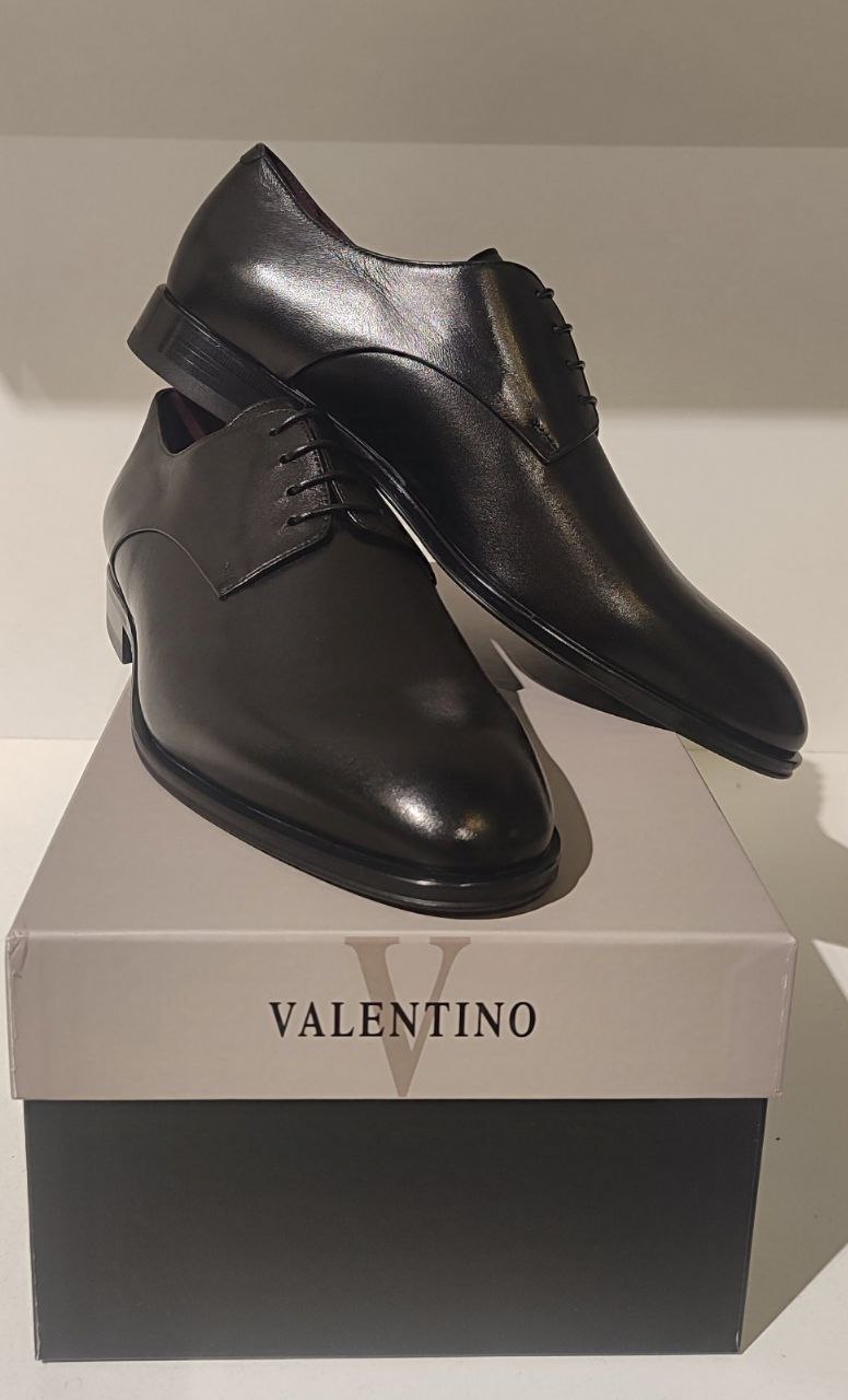 Туфли мужские VALENTINO черного цвета. арт. 19531-АЕGC.V. разного размера. производство Италия